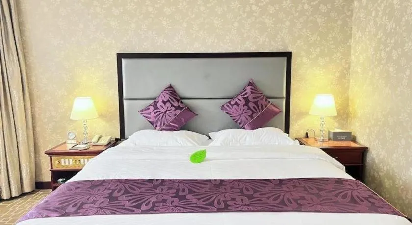 Bed in Century Plaza Hotel