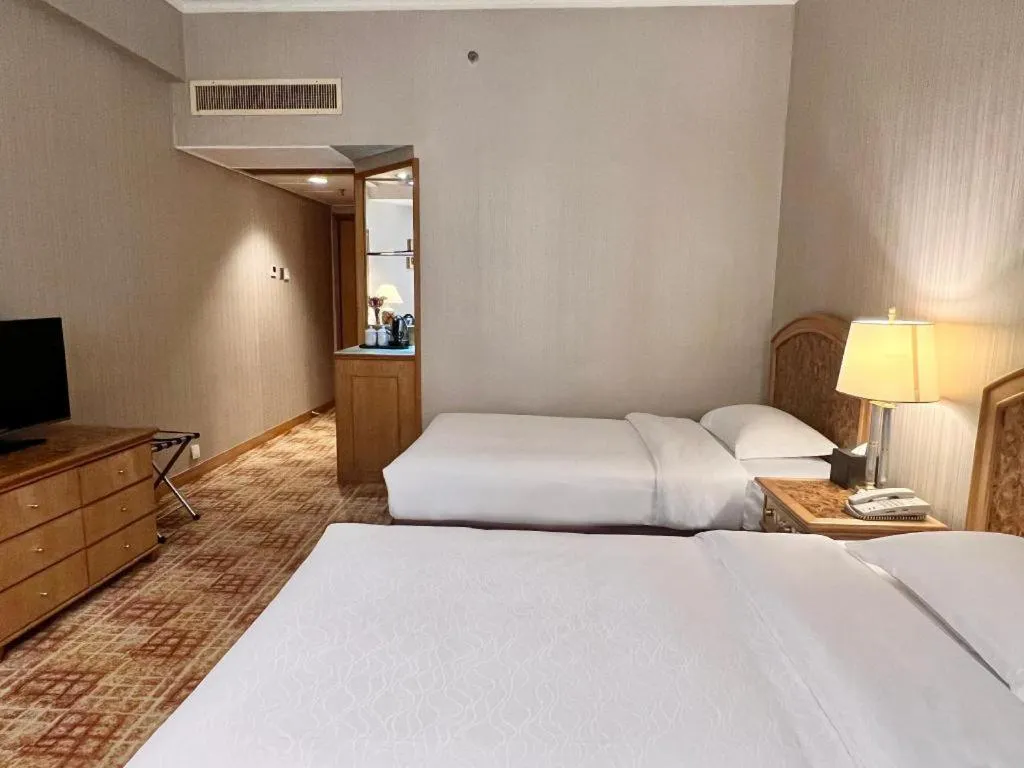 Bed in Century Plaza Hotel