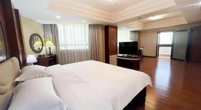 Bed in Century Plaza Hotel