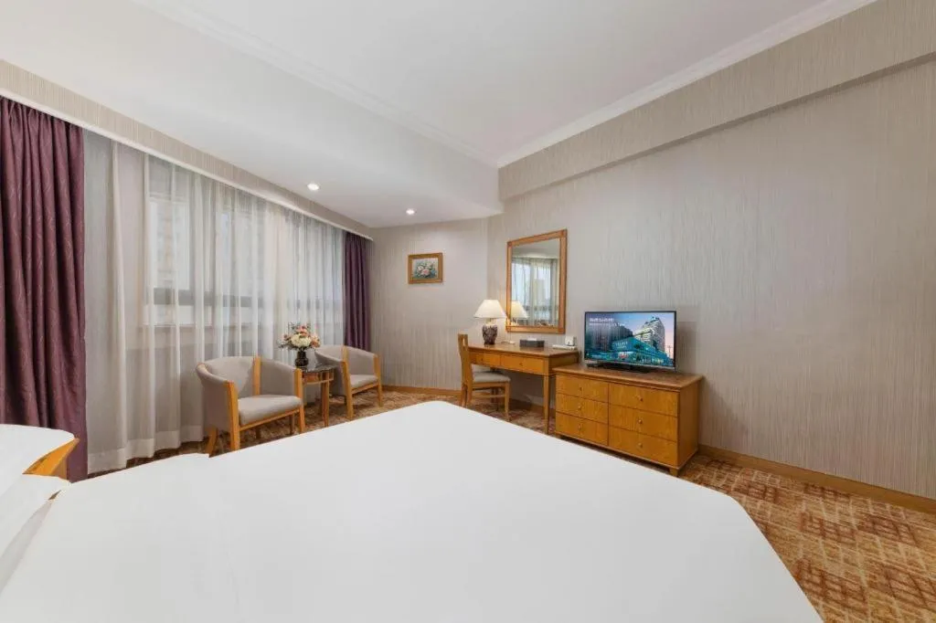 Bed in Century Plaza Hotel