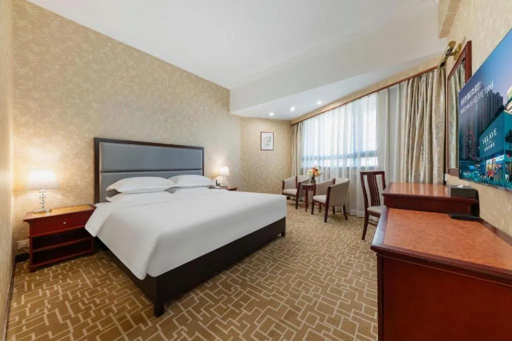 Bed in Century Plaza Hotel