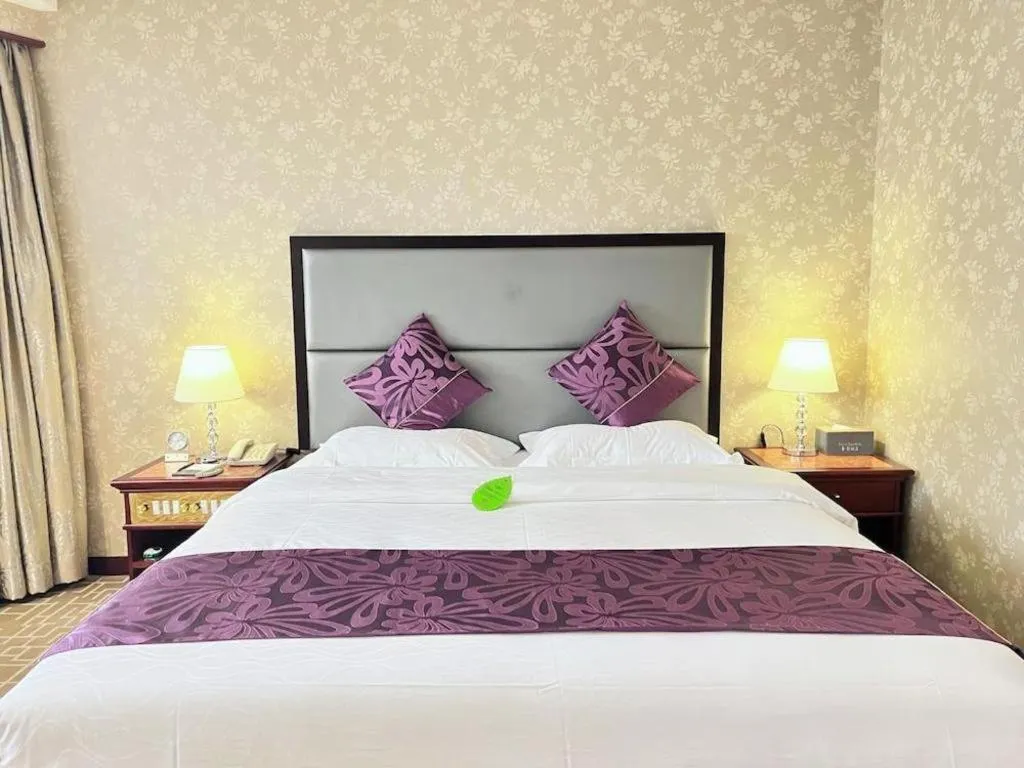 Bed in Century Plaza Hotel