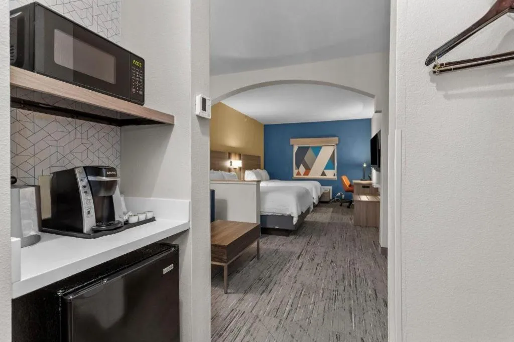 Bed in Holiday Inn Express Crockett By IHG