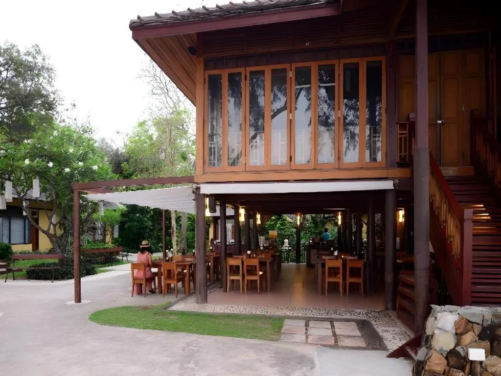 Baan Talay Dao Resort