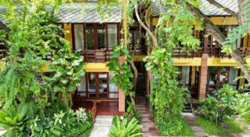 Baan Talay Dao Resort