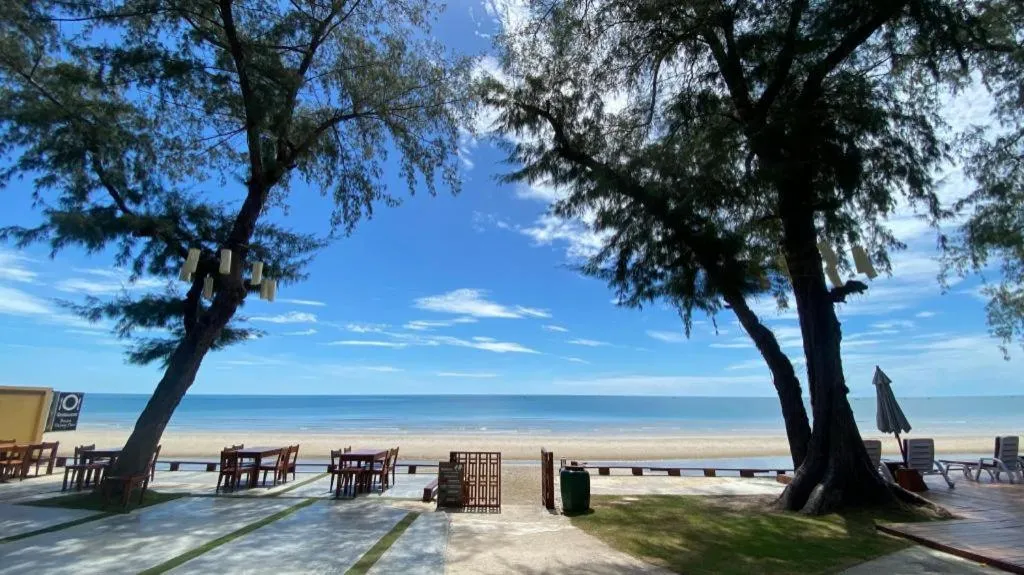 Baan Talay Dao Resort