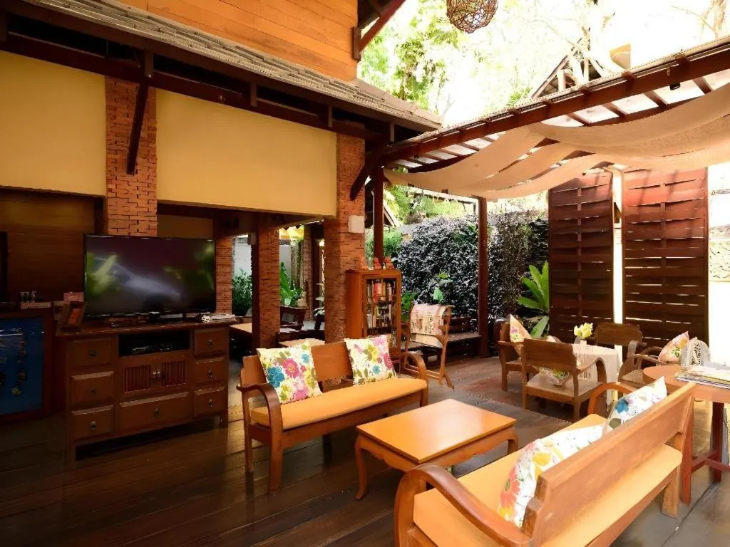 Baan Talay Dao Resort