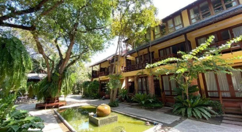 Baan Talay Dao Resort