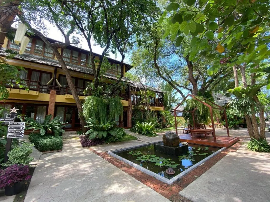 Baan Talay Dao Resort