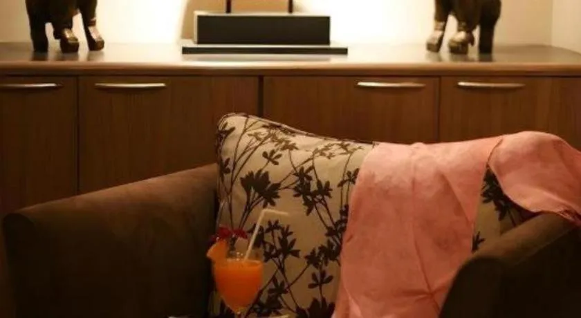 Best Comfort Bangkok Hotel