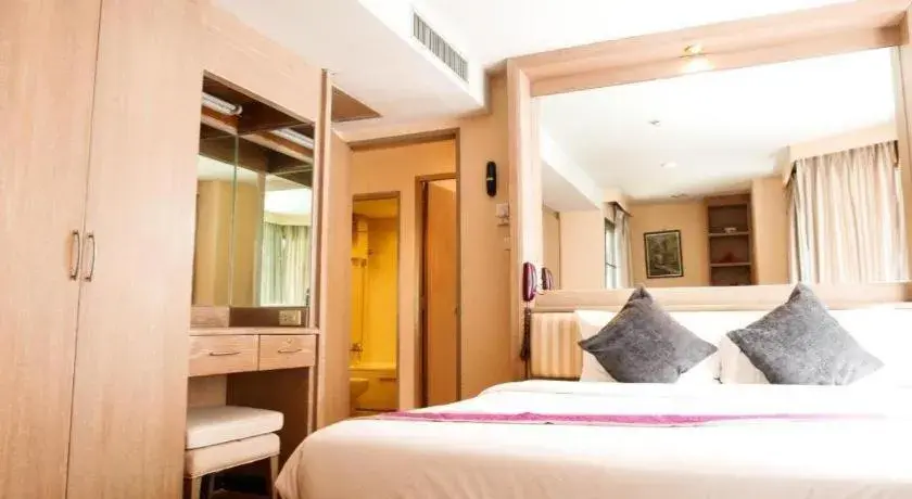 Bed in Best Comfort Bangkok Hotel Bed in Best Comfort Bangkok Hotel