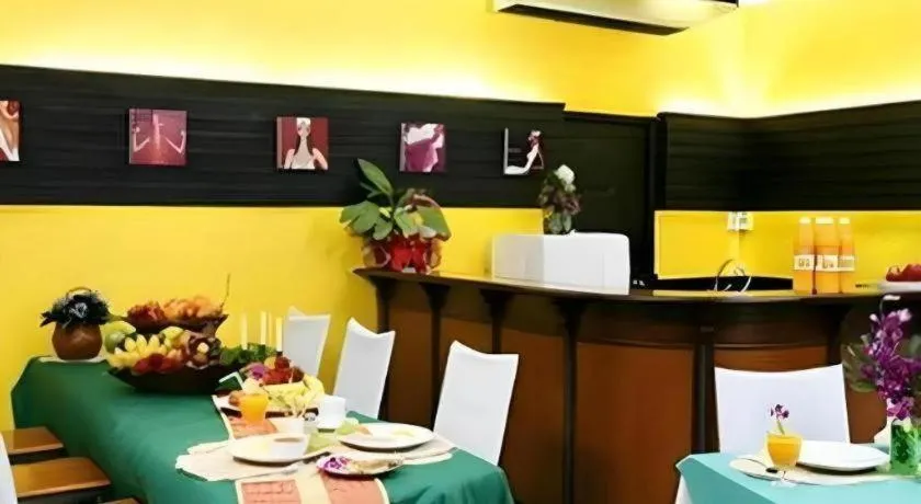 Best Comfort Bangkok Hotel