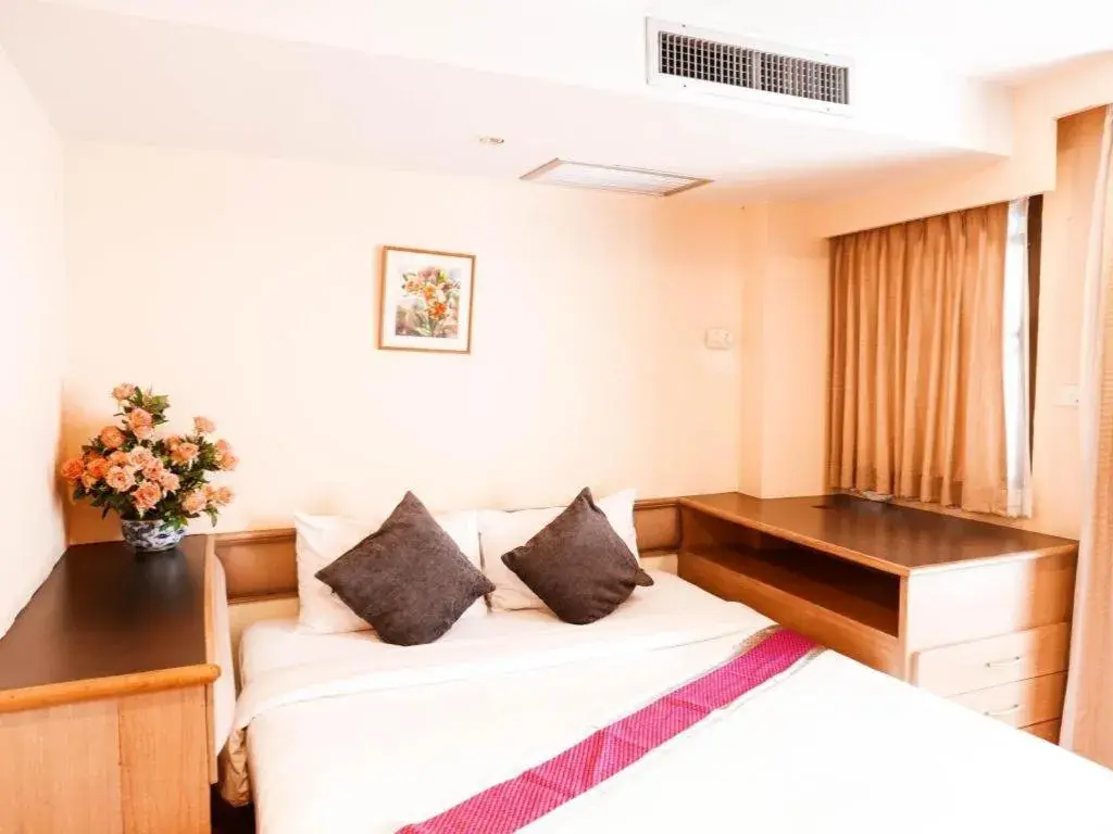 Bed in Best Comfort Bangkok Hotel Bed in Best Comfort Bangkok Hotel