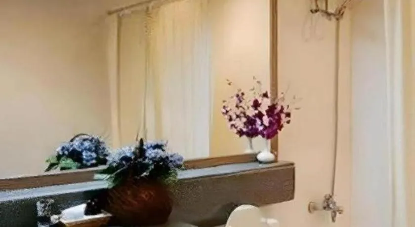 Best Comfort Bangkok Hotel