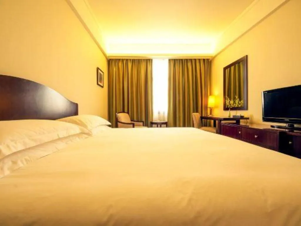 Bed in Rui Tai Hotel Hongqiao