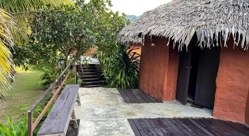 Avartarn Miracles Hotel