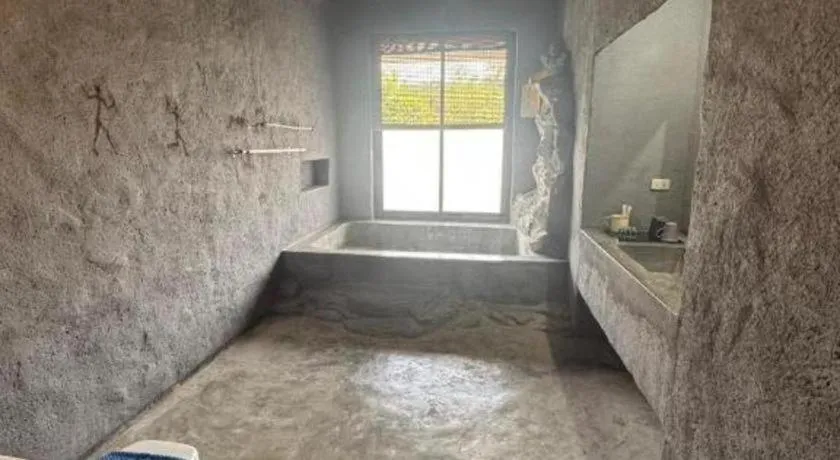 Avartarn Miracles Hotel