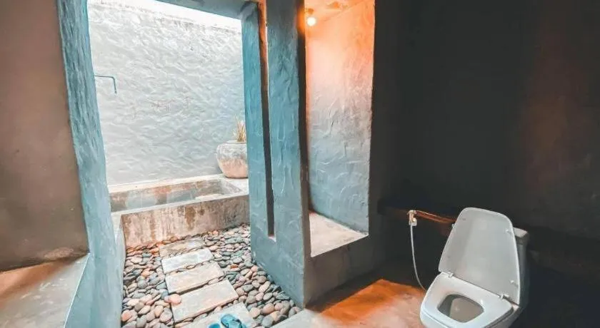 Avartarn Miracles Hotel