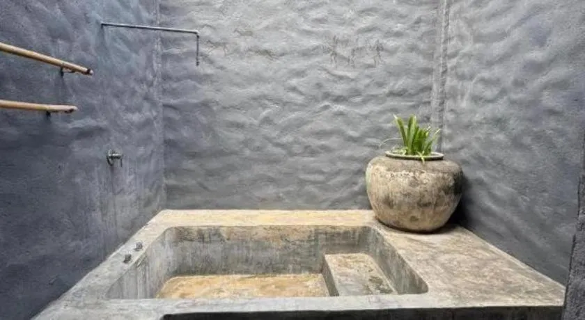 Avartarn Miracles Hotel