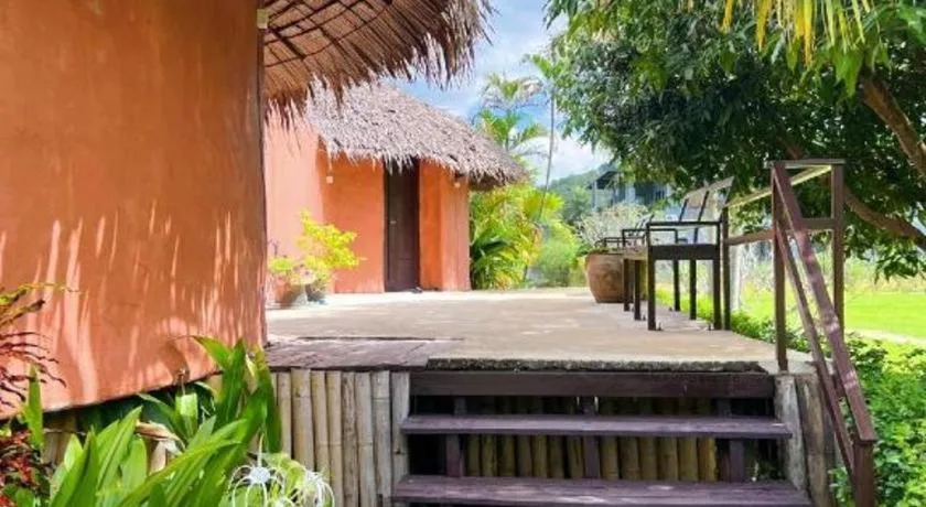 Avartarn Miracles Hotel