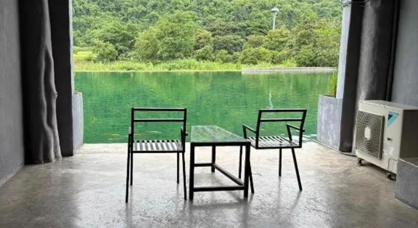 Avartarn Miracles Hotel