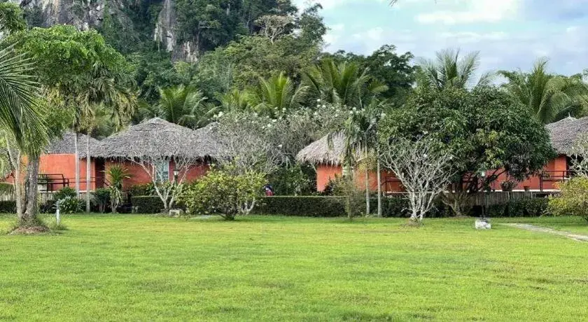 Avartarn Miracles Hotel Avartarn Miracles Hotel