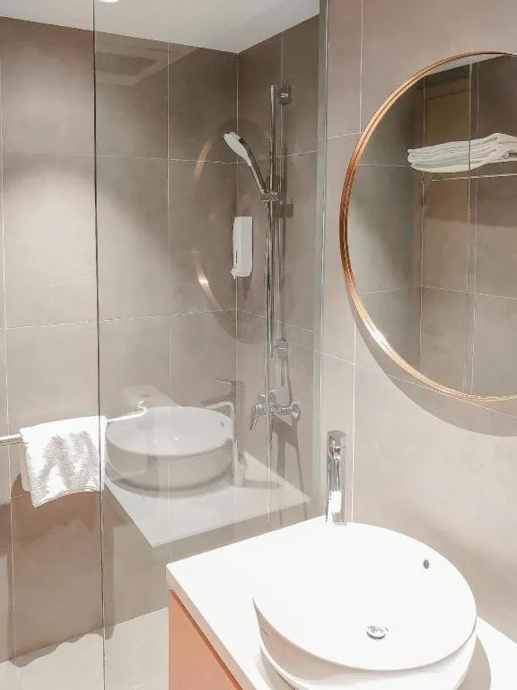 Caritas Oswald Cheung International House