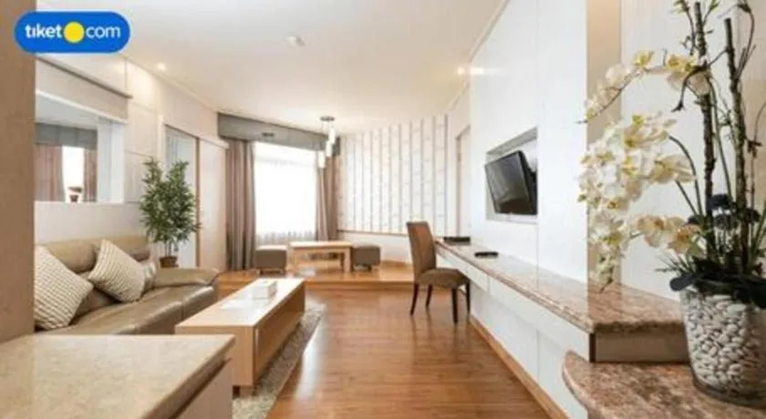 Horison Ultima Makassar