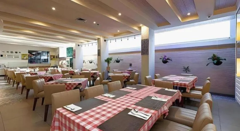 Horison Ultima Makassar