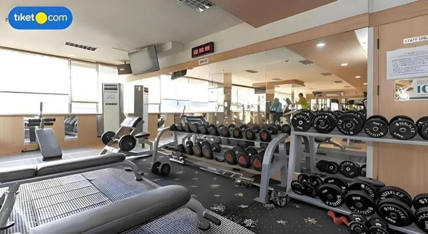 Horison Ultima Makassar