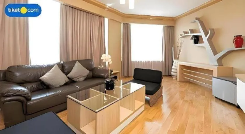 Horison Ultima Makassar