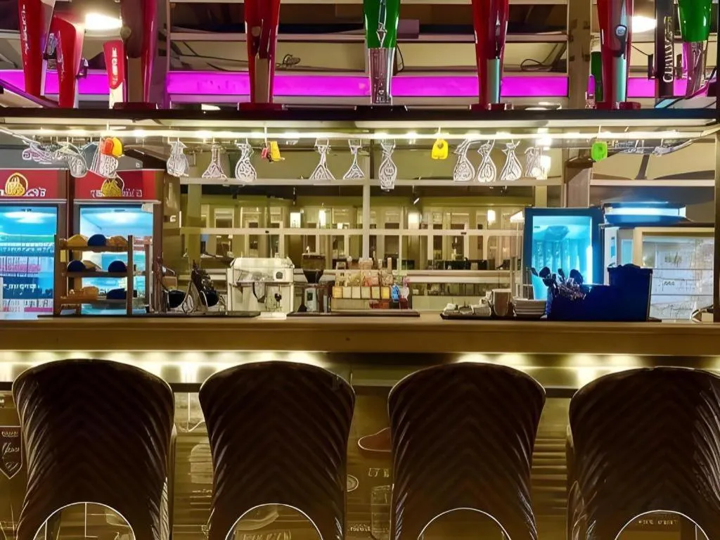 Horison Ultima Makassar