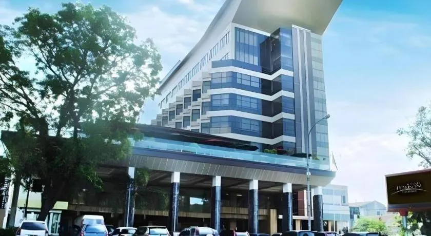 Horison Ultima Makassar