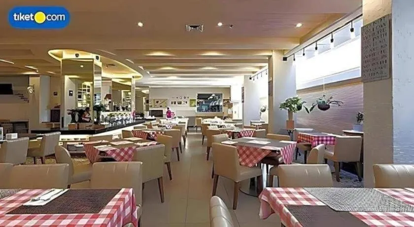 Horison Ultima Makassar