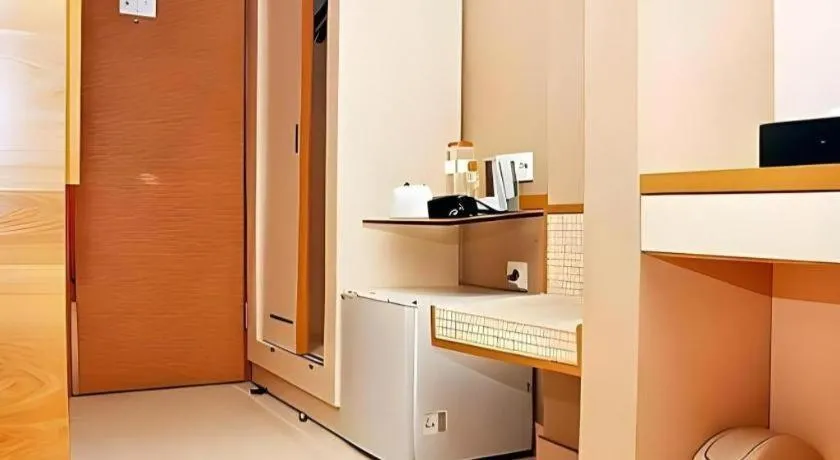 Horison Ultima Makassar