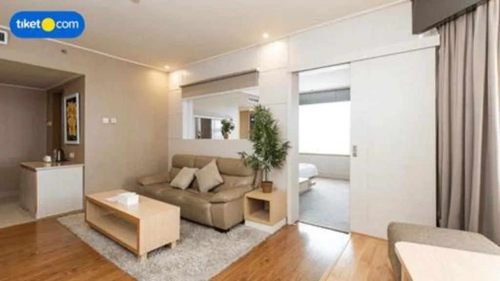 Horison Ultima Makassar