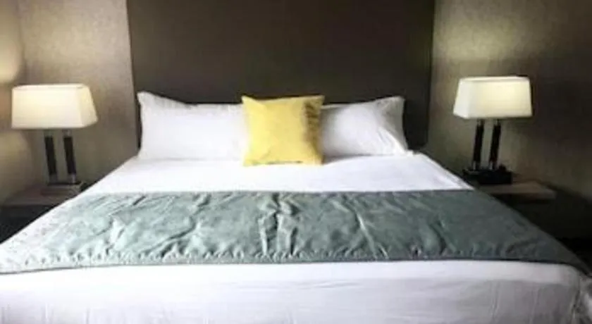 Bed in Arden Star Hotel