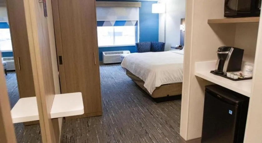 Bed in Holiday Inn Express O'Neill By IHG