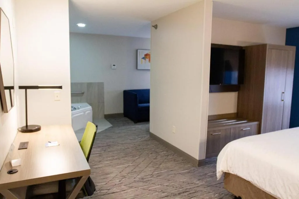 Bed in Holiday Inn Express O'Neill By IHG