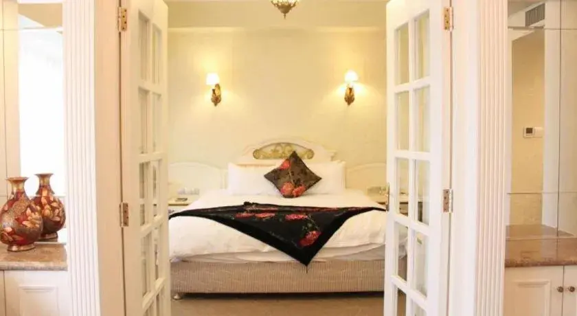 Bed in NanYing Hotel Shanghai Bed in NanYing Hotel Shanghai