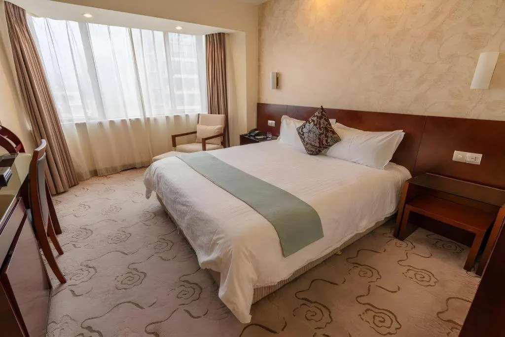 Bed in NanYing Hotel Shanghai