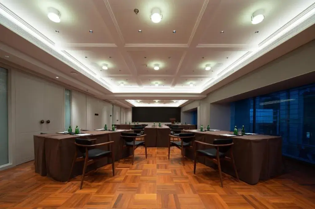 MaxX by Steigenberger Shanghai on the Bund MaxX by Steigenberger Shanghai on the Bund