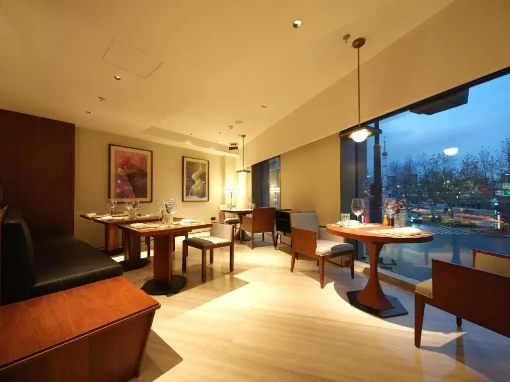 MaxX by Steigenberger Shanghai on the Bund MaxX by Steigenberger Shanghai on the Bund