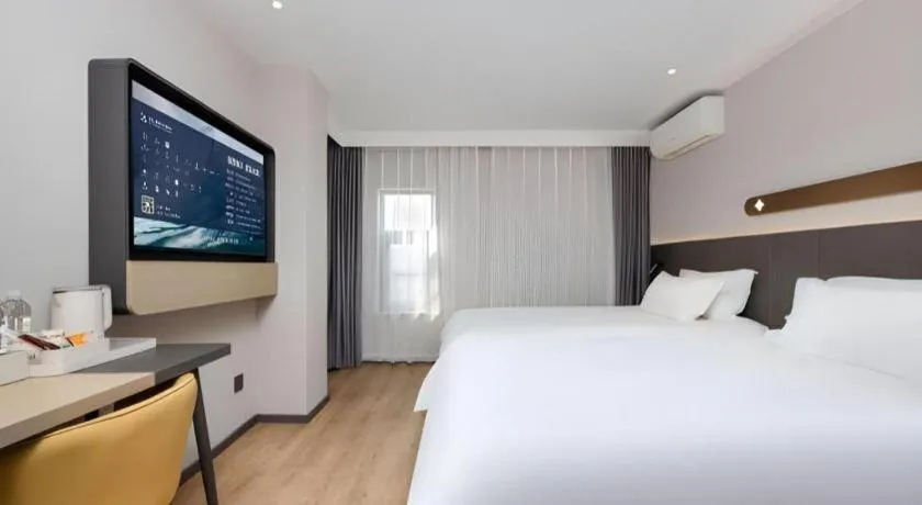 Bed in Jinjiang Inn Shenzhen Airport