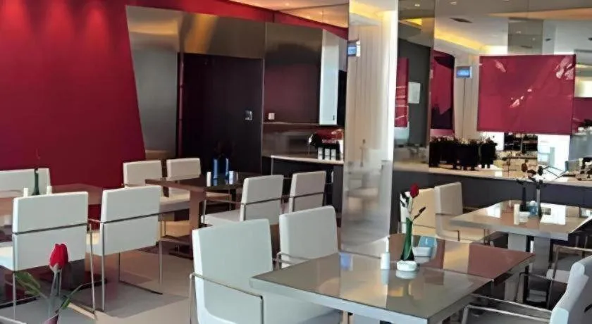 Jinjiang Inn Zhuhai Xiangzhou Qinglv Middle Road Theater