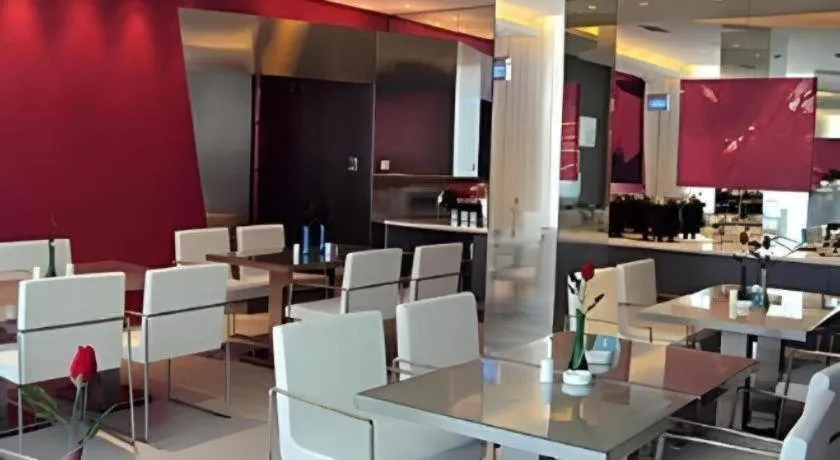 Jinjiang Inn Zhuhai Xiangzhou Qinglv Middle Road Theater