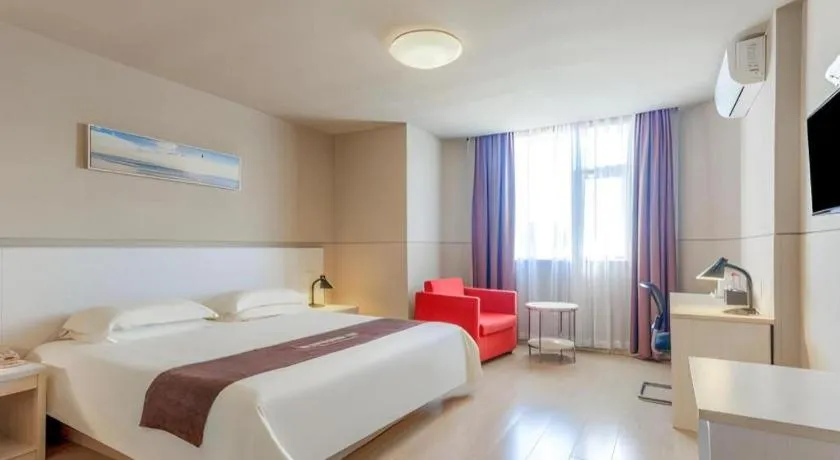 Bed in Jinjiang Inn Zhuhai Xiangzhou Qinglv Middle Road Theater