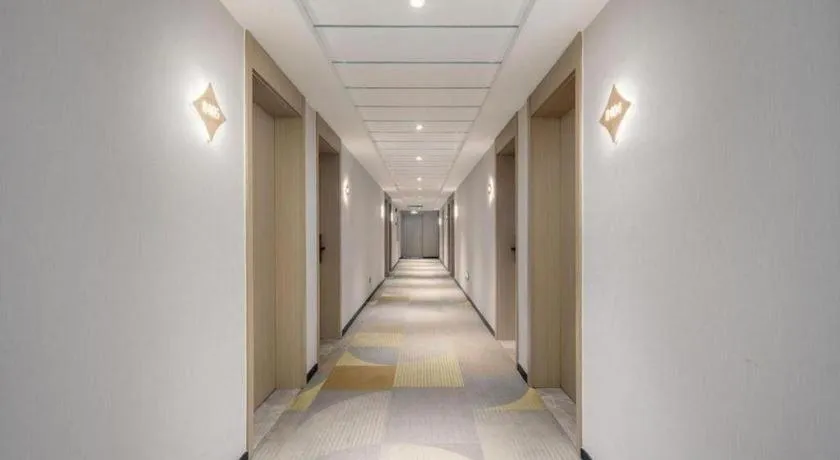 Jinjiang Inn Zhuhai Xiangzhou Qinglv Middle Road Theater