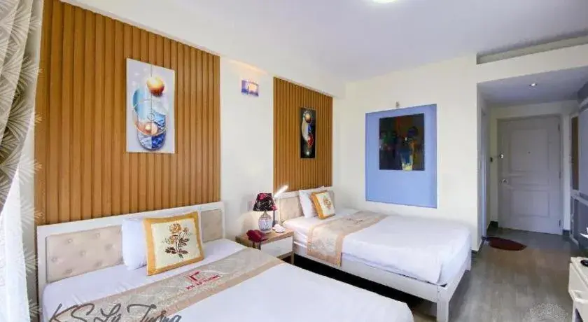 Bed in Ideal Hotel Hue Bed in Ideal Hotel Hue