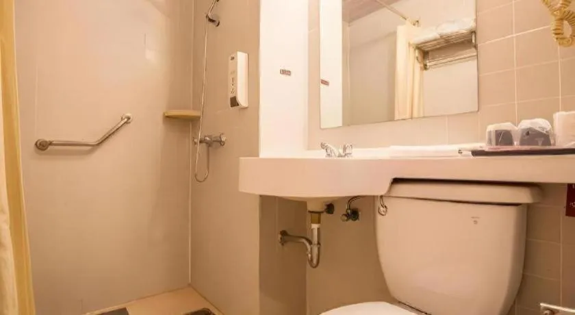 JinJiang Inn Chendu Taikoo Li Dongfeng Bridge